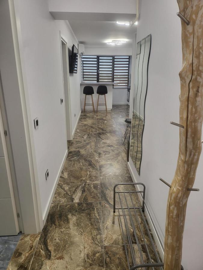 Apartament Bloc Nou - Self Check In - Free Parking Krajowa Zewnętrze zdjęcie
