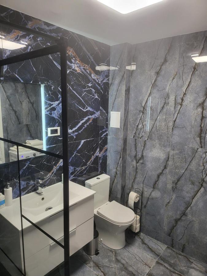 Apartament Bloc Nou - Self Check In - Free Parking Krajowa Zewnętrze zdjęcie
